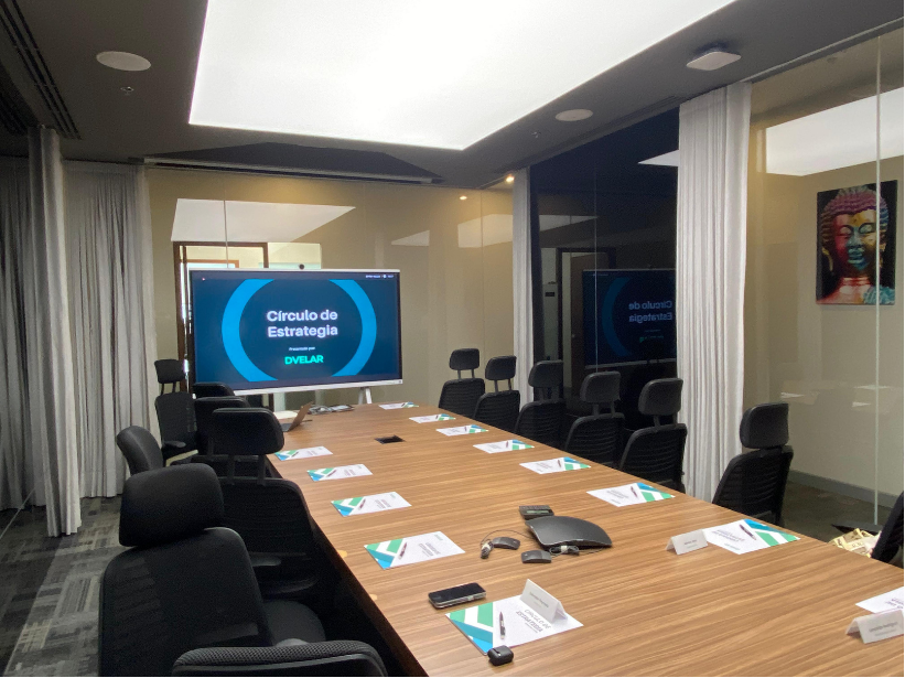 Sala de sesión del Círculo de Estrategia de Dvelar